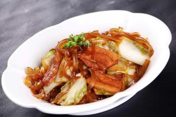為什麼飯店炒的白菜都那麼好吃?廚師長:炒之前 不能少了這1步 1 20190413025036943