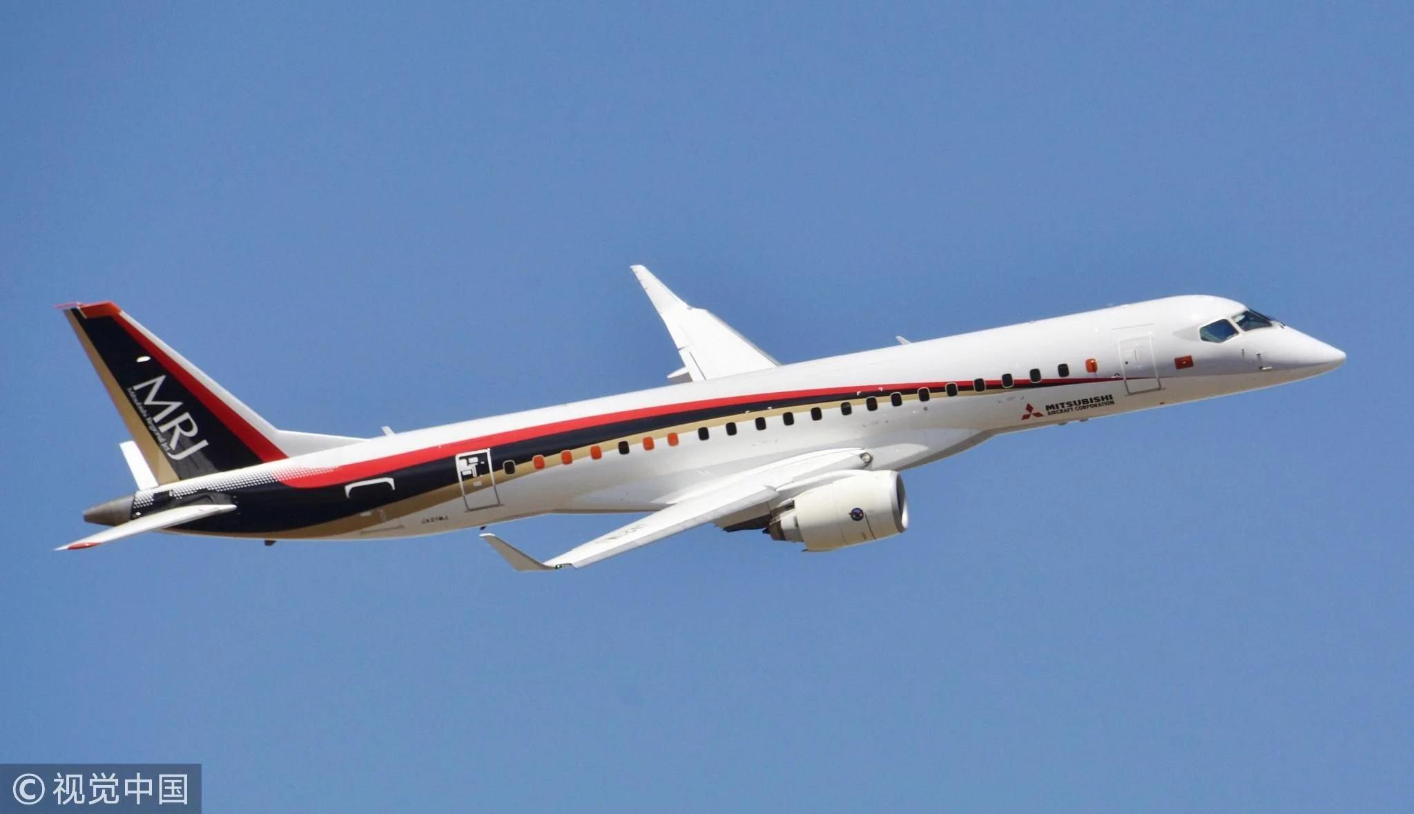 机长空中失明 载350人“盲飞”半小时!
