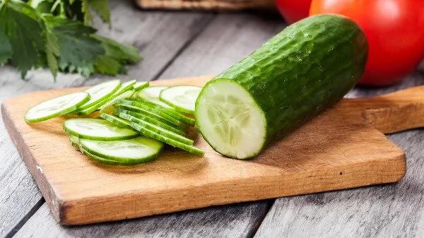 吃黄瓜的9大好处:护心抗癌 减压助消化