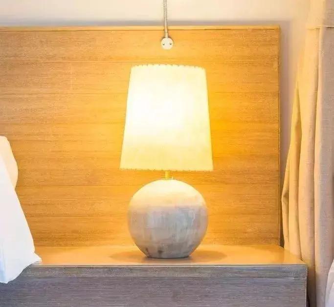 在卧室就用了一张纸 一夏天都不被蚊子咬!