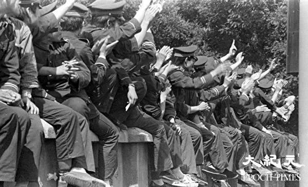 30年前的民主呼声 千张六四新照面世(1)