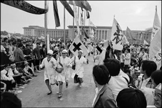 六四 三十年前的今天:五月十七日