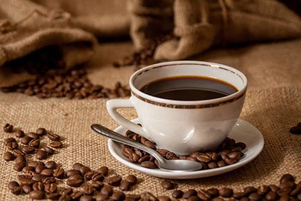 喝咖啡能延长寿命 医:一天上限2杯