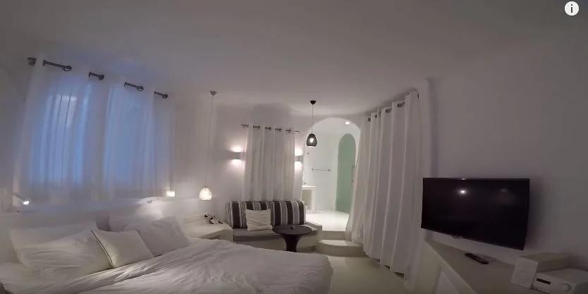 夫妻住饭店发现蓝色光芒的神秘通道 走进去「绝美尽头让他们瞬间石化」
