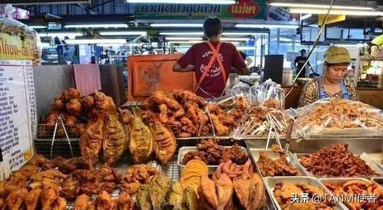 为何泰国人很少自己做饭?看到当地的菜市场才明白 都不想回国了!