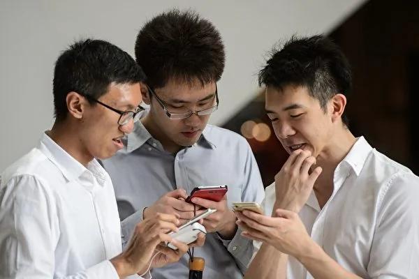 研究:颅内长出骨刺 手机设备变异人类骨骼