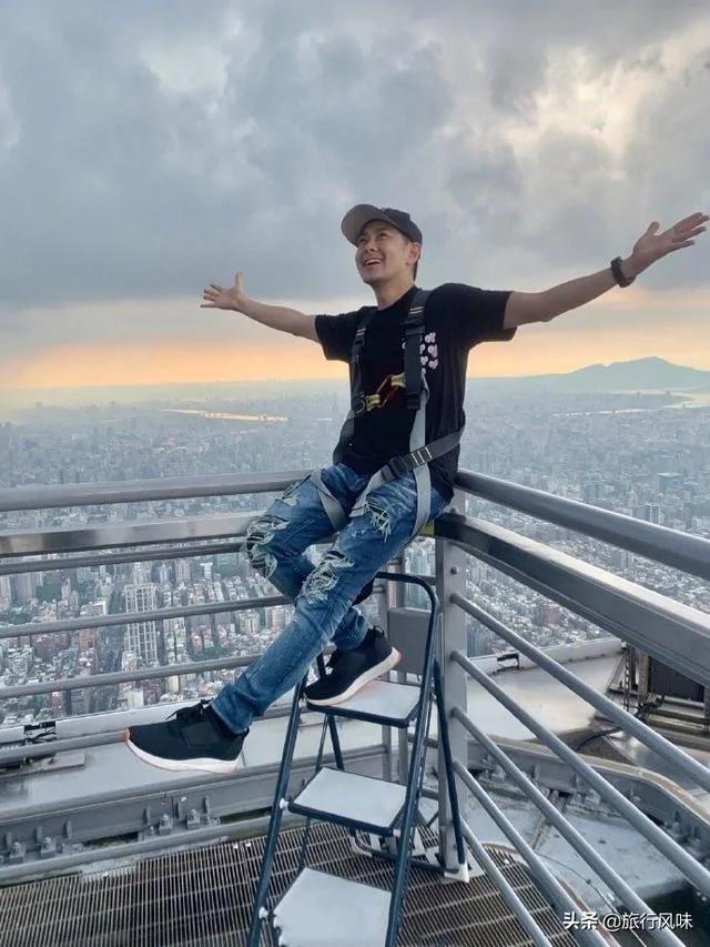 游客禁止登上台北101大楼顶层 林志颖却做到了?