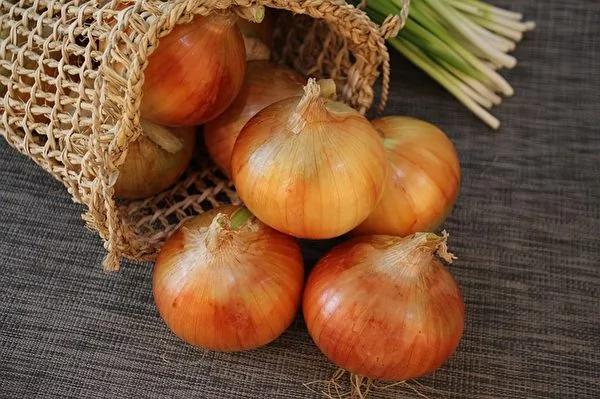 10种不能放入冰箱存放的水果和蔬菜
