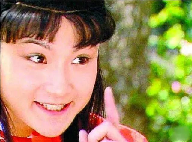 林黛玉 贾宝玉和薛宝钗的名字趣谈!