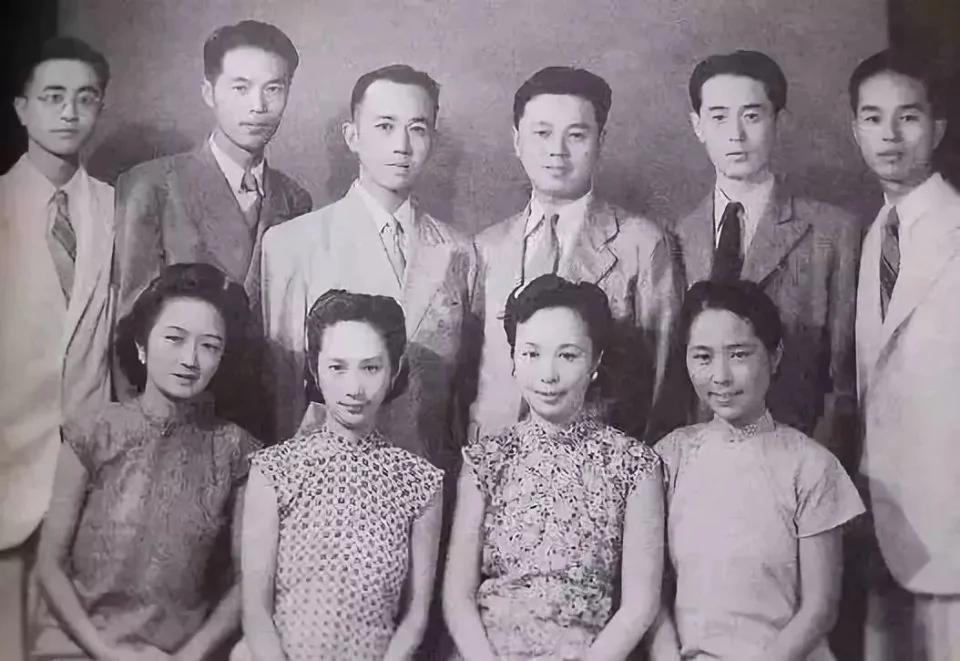 最好的家庭教育 是父亲大格局 母亲好情绪