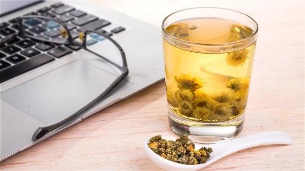 明目解毒抗心血管病 健康长寿:菊花美食方!