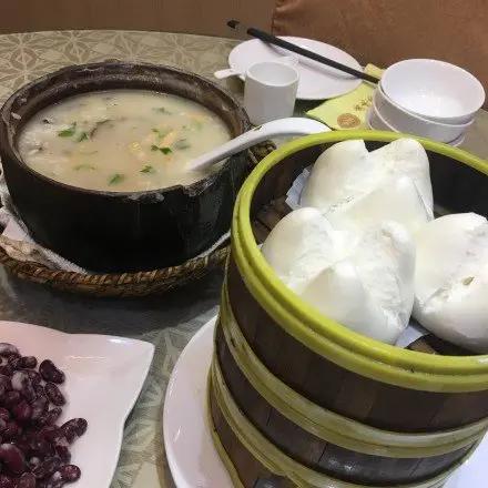 據說廣東人每天都這樣吃早餐 廣東人看了表示:太看得起我們了 4 20190714042623320