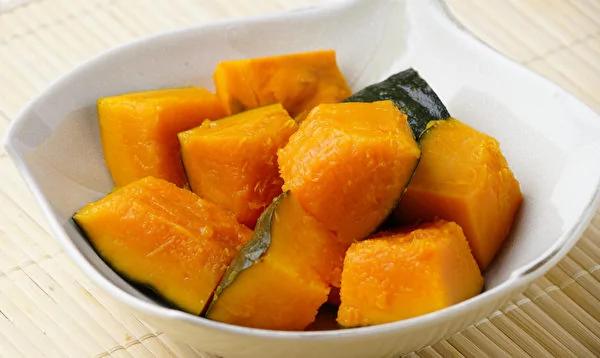 膝关节僵硬疼痛?“这些食物”让膝关节回春
