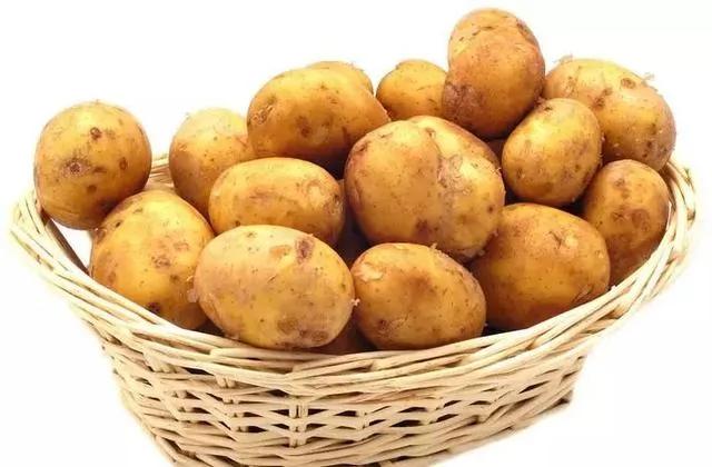 放冰箱坏得更快的14种食物 看完后都去清理自家的冰箱了