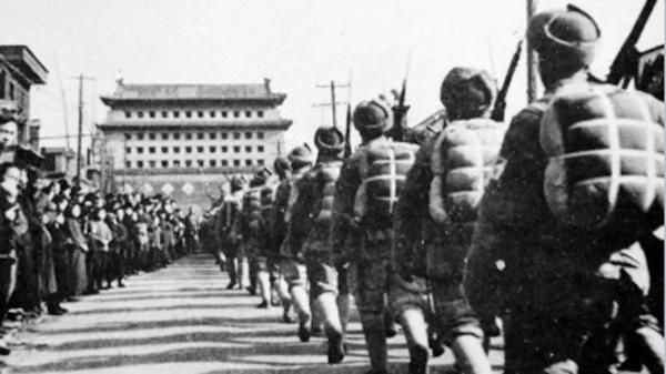 共军军官被整“右派” 日夜批斗迫害下场惨