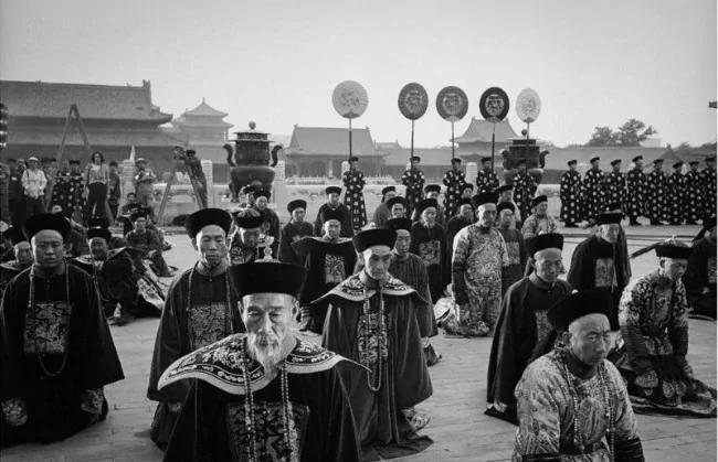 中国印象:英国摄影师记录的1980年代光与影!