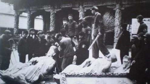 现世报!红卫兵砸庙毁佛 灾祸连连躲不过