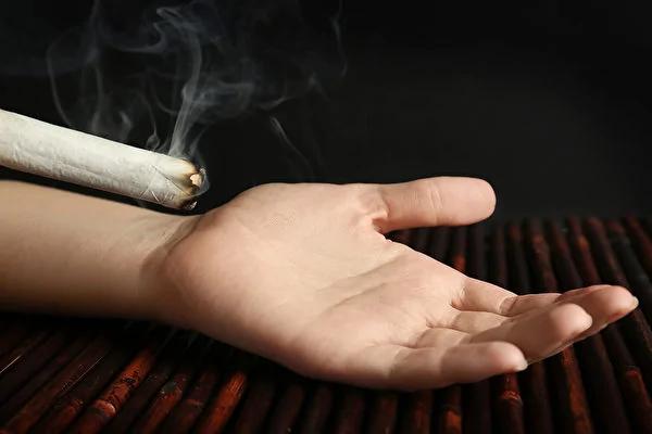 艾灸者必看!自己艾灸必须注意这些事