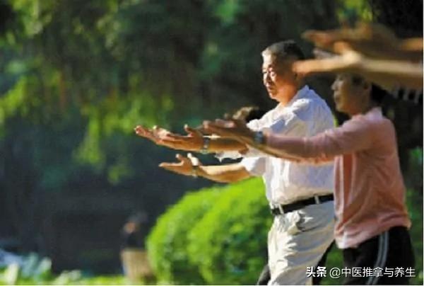 必看!中医养生三部曲——气血充足、经络畅通、脏腑平衡