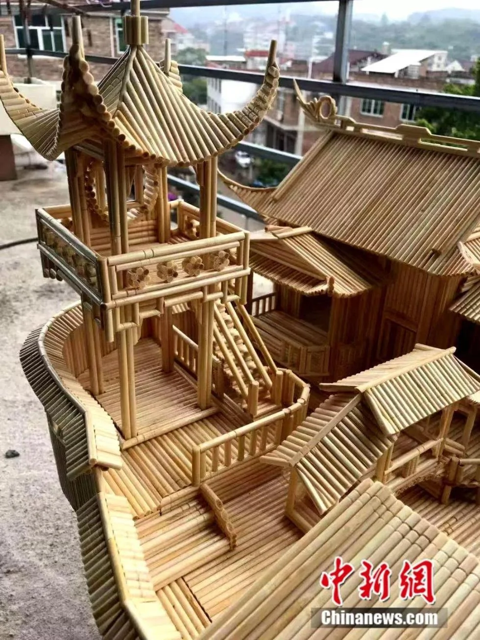 素晴らしい品質 中国の古代建築物、人民大会堂の組立模型kブロック 