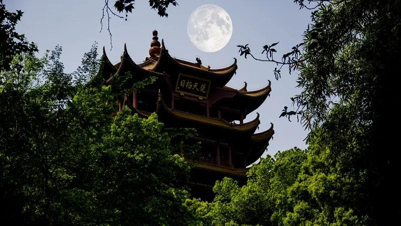 中秋节不只要赏月、吃月饼 2个传统习俗迎来好运