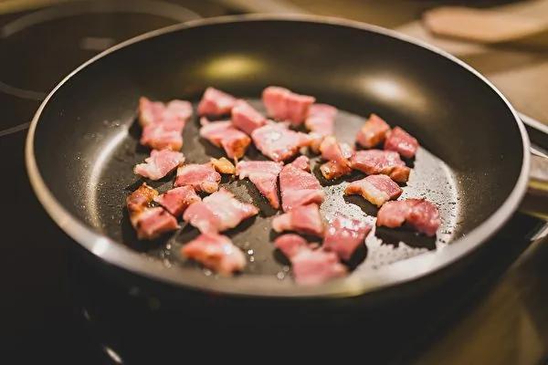 吃高钙食物还骨质疏松? 营养师:这样补钙才有效