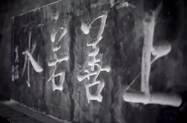 读懂“上善若水” 领悟人生高度!你若读懂 日后必成大业!