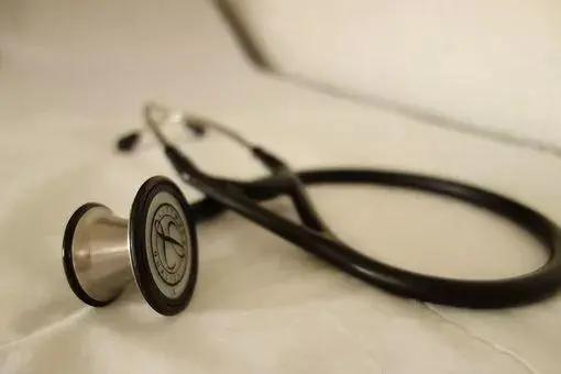 医务人员请回避 下面这8句话杀伤力太大