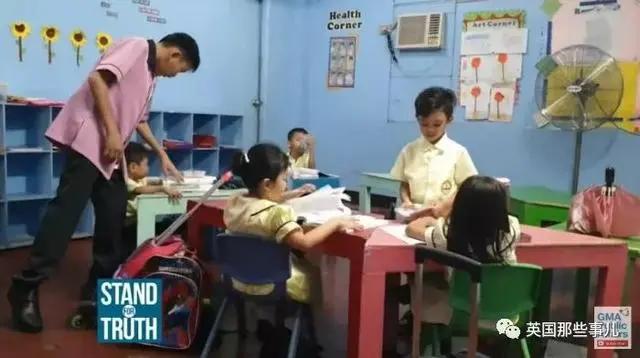 长得像个小学生 却已经是老师了?这"超级童颜"也太显嫩了
