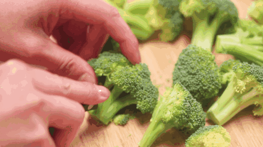 减肥必看饮食表:出来吃都是要还的