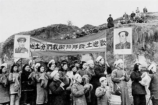 【老照片】斗地主杀200多万人 惊人一幕目睹者浑身颤栗