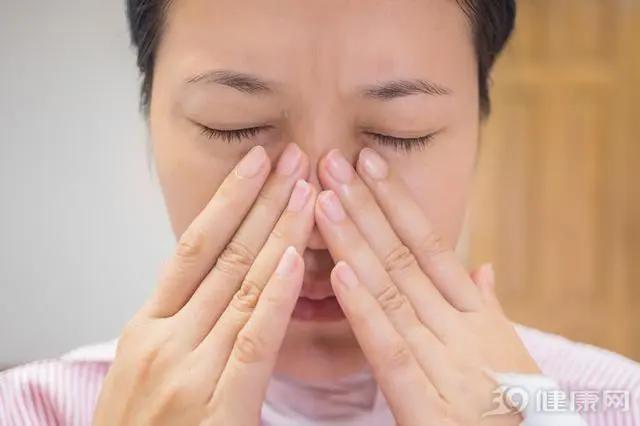 喉咙有痰 老是咳不干净?中医给出3个祛痰方法 不妨了解