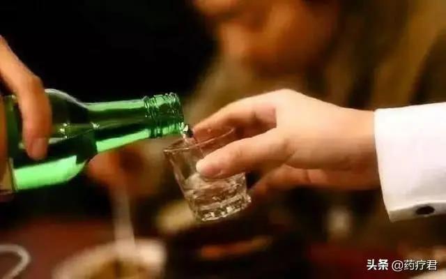 中国人饮酒猝死排名世界第一 饮酒致死的5大原因 了解一下