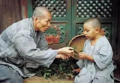 假如你生命是一只空碗 你会先放进什么?(点醒无数人)