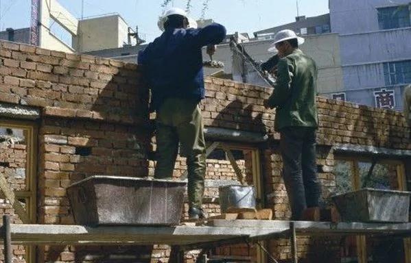 【老照片】中国首家麦当劳开业破世界纪录 当年万元户如今都成穷人