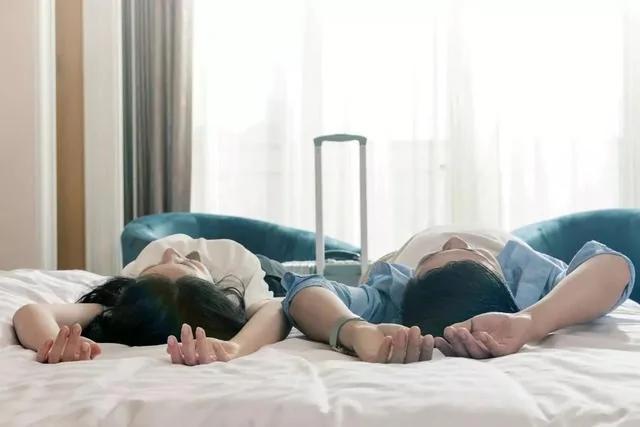 自由行和跟团游哪个更省钱?