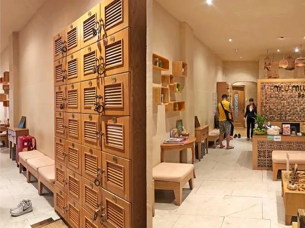 一按就上瘾!越南人气SPA 全身精油按摩600元有找、爽吃免费点心