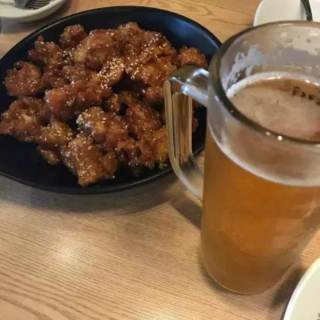 她被渣男劈腿后 狠心减掉半个自己 现「绝世美颜」让渣男疯狂求复合