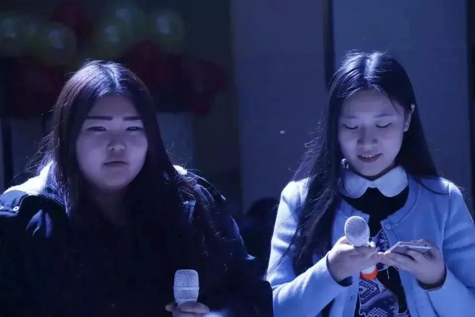 她被渣男劈腿后 狠心减掉半个自己 现「绝世美颜」让渣男疯狂求复合