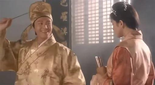 点秋香的不是唐伯虎…是另外一个才子