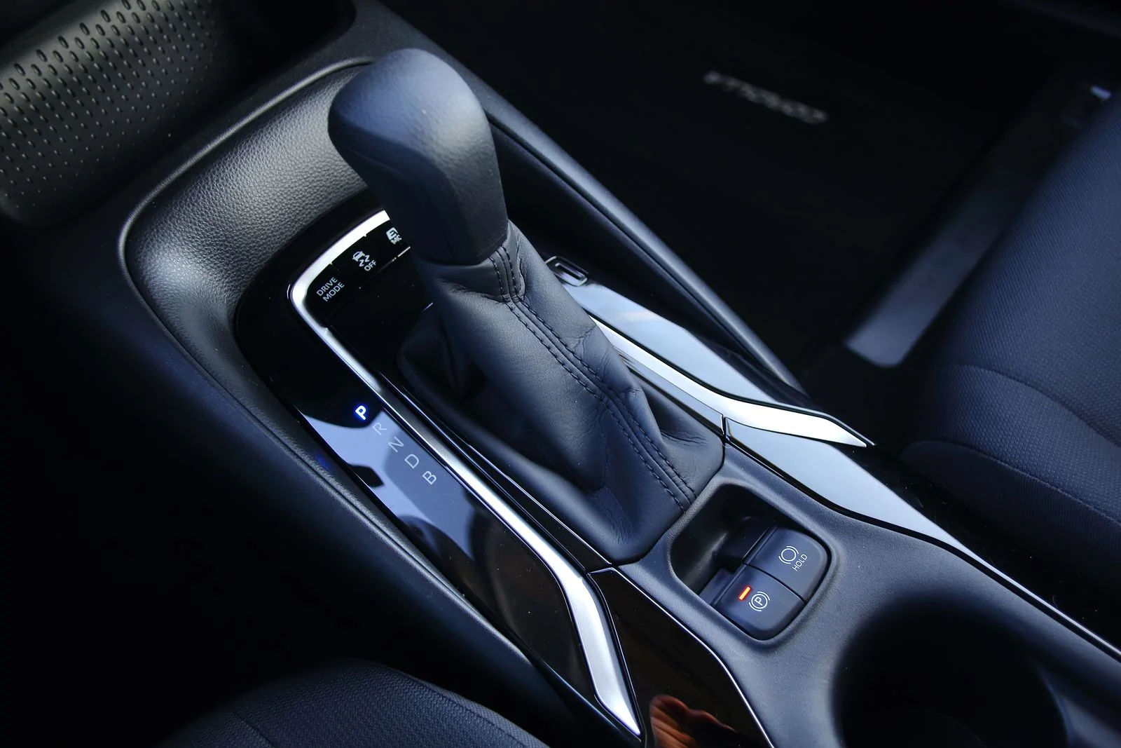 车评 超越53mpg 2020 Toyota Corolla Hybrid Le 阿波罗新闻网
