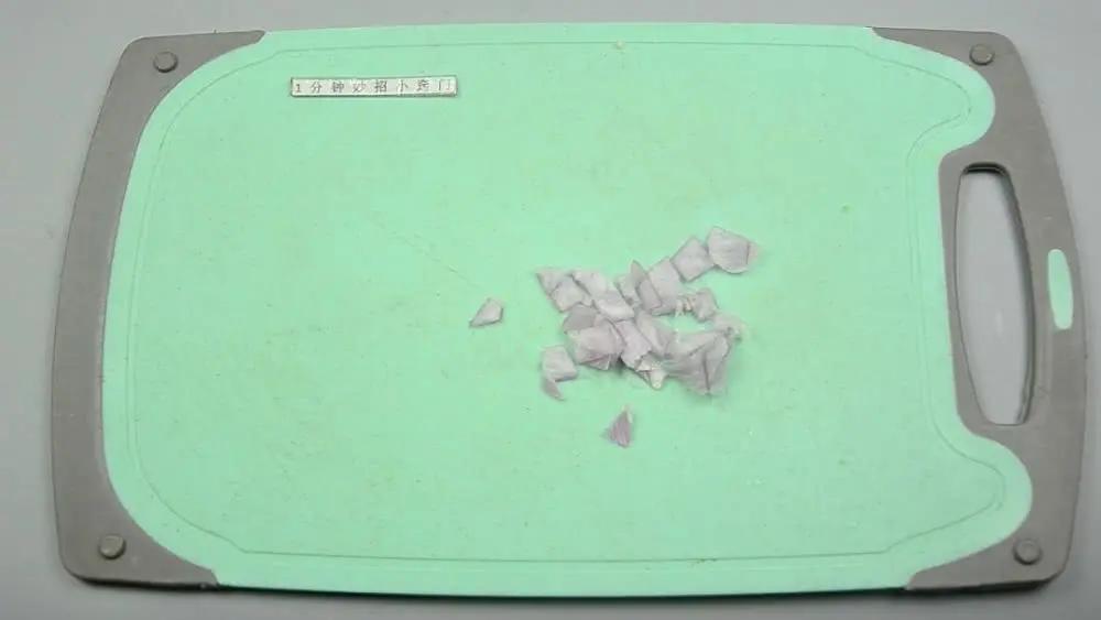 蔬菜生蟲別慌忙打農藥 只需噴洒點它 蔬菜長得繁茂 蟲子不再來 6 20200123052223955