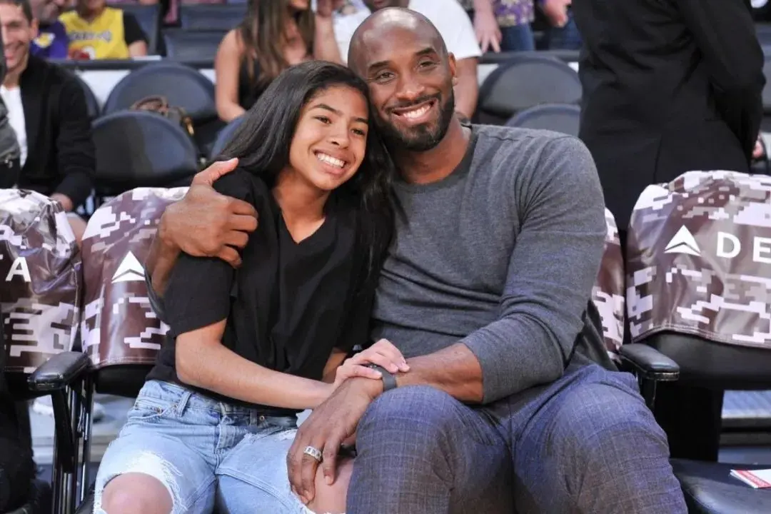 NBA传奇球星科比突逝 人生半坡 你的靠山只有自己