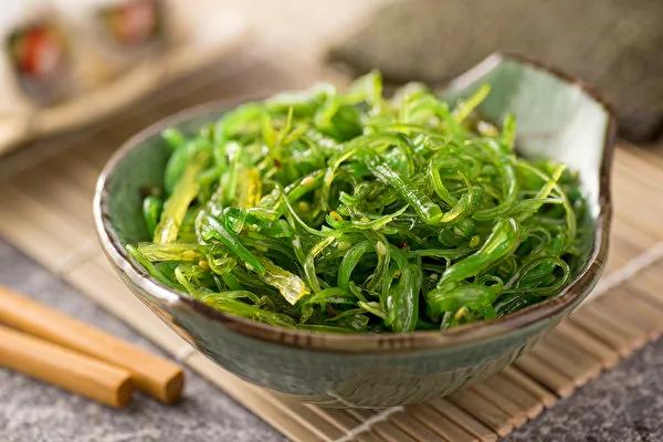 她战胜癌症9年不复发 分享抗癌冰箱16种食物