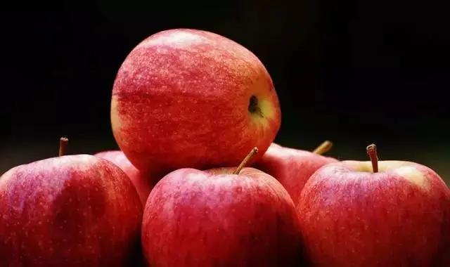 蘋果這樣吃 效果翻好幾倍！保護心腦血管、降脂降壓 還能防肺癌
