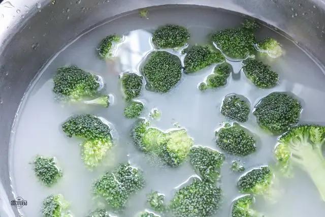 清水洗西蘭花 還不如不洗 學會3個小技巧 蟲卵臟物自動溜出來 7 20200304072216914