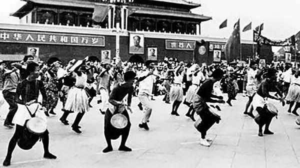 上个世纪六十年代非洲国家缘何反华?
