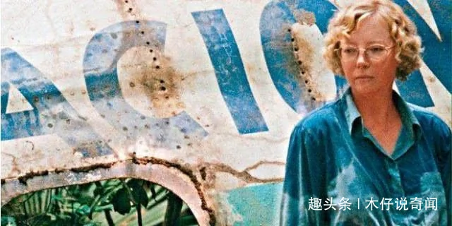 女孩飞机上睡着 醒来发现在8100米高空 92人航班只有她一人存活
