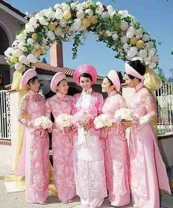 世界各国新娘婚纱照;第一名居然是…韩国美呆了、西班牙好气质!中国让我傻眼了!
