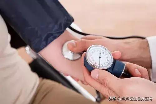哈欠连天是犯了春困?不 有可能是快中风了